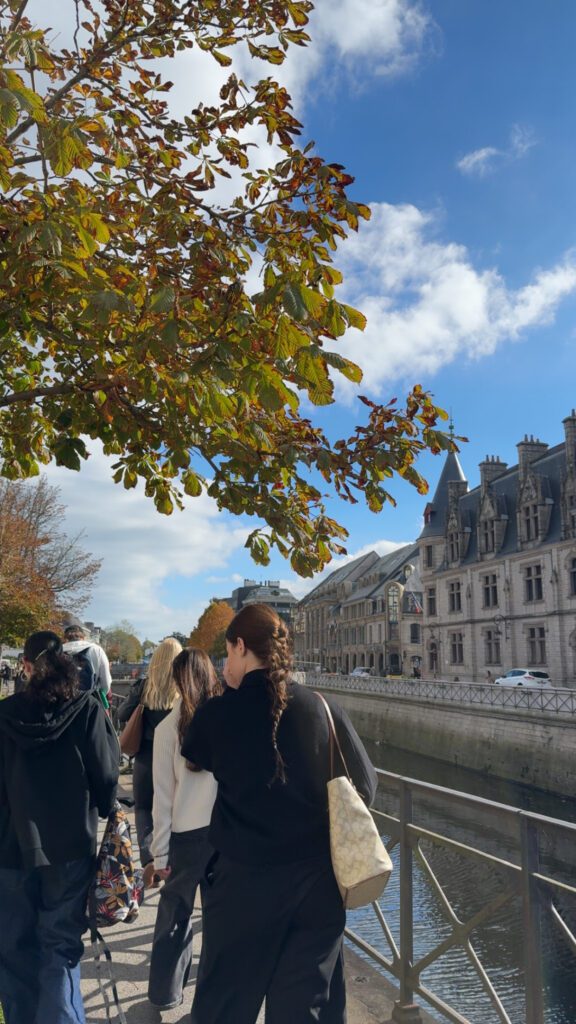 CjYKMlNuYXBjaGF0LzEzLjYyLjAuNTQgKGlQaG9uZTE2LDE7IGlPUyAyNi4wLjE7IGd6aXApIAI=