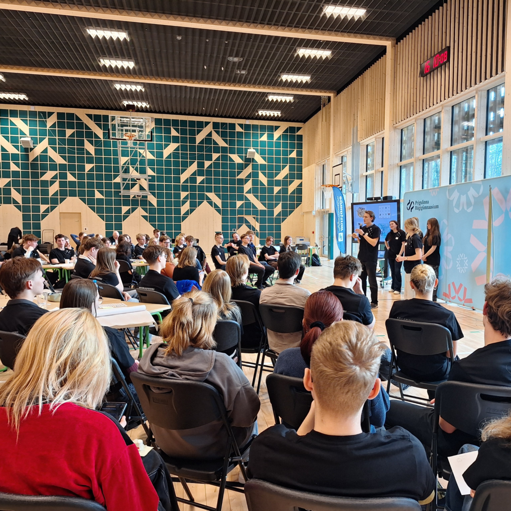 Õpilased häkatonil