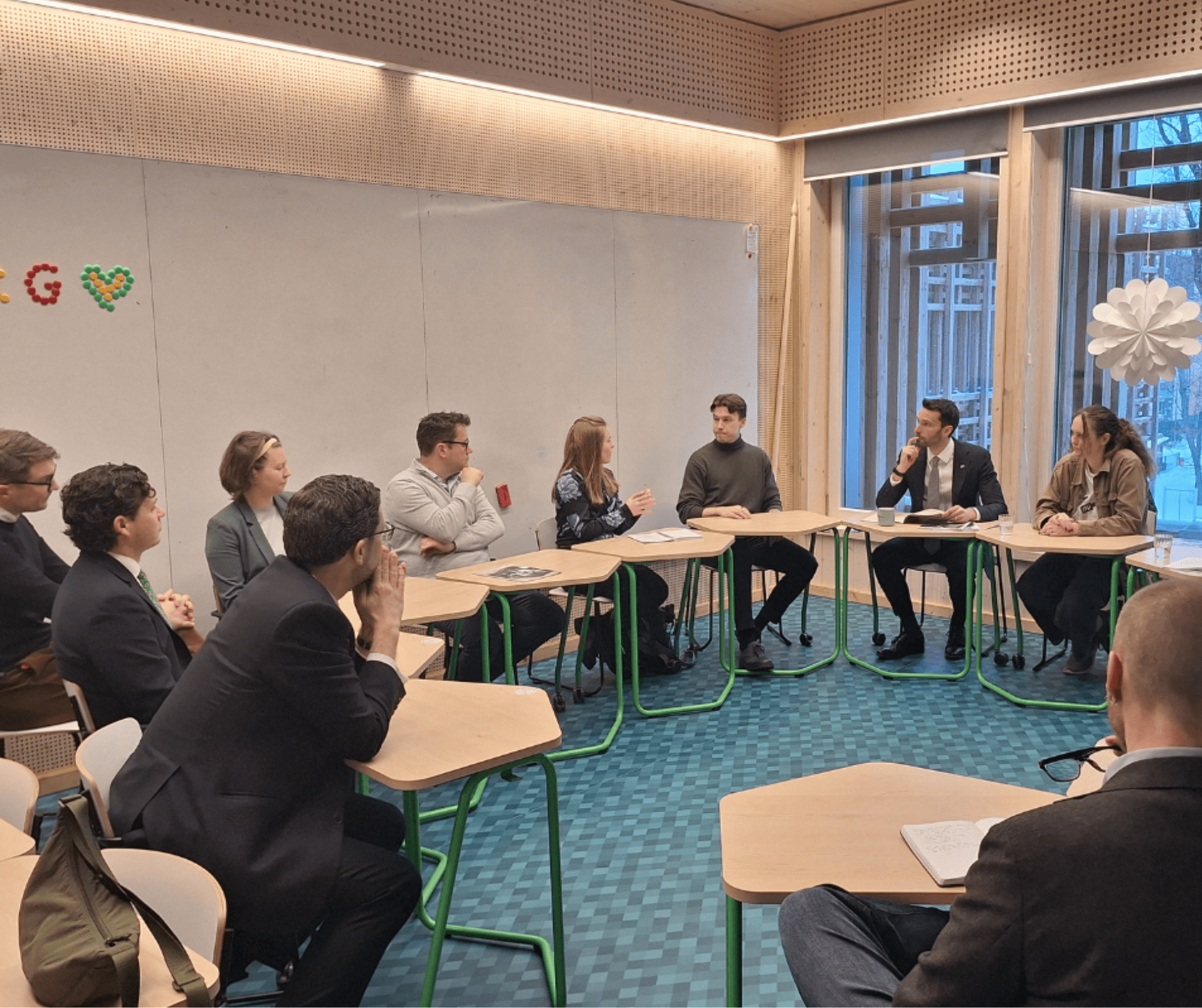 UK ministri ja suursaadiku delegatsioon PERGis